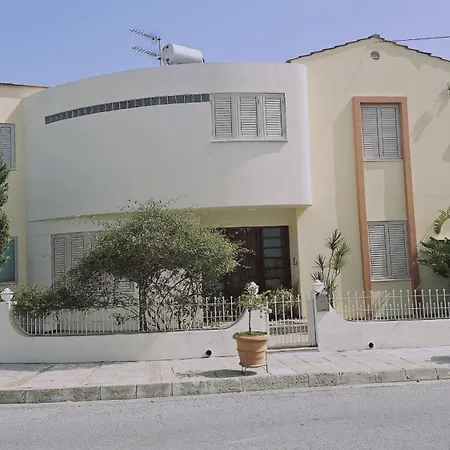 Zenon House Dom wakacyjny