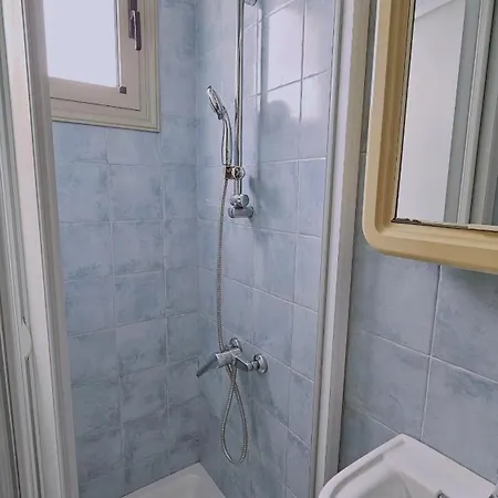 Zenon House לרנקה